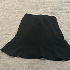 Flirty, mid length And Taylor loft skirt. Perfect for business or every day.